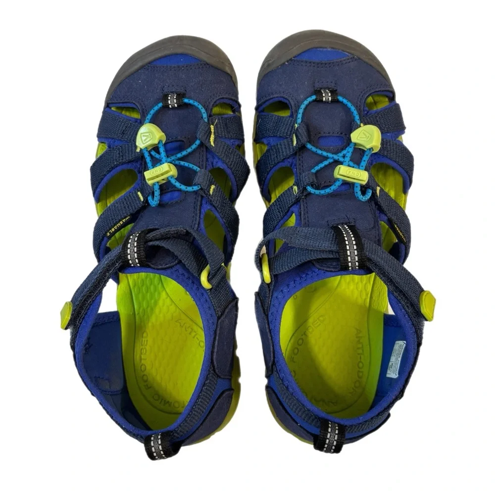 Keen Little Kids’ Seacamp II blue water shoes